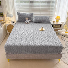 Thicken Taffeta Fitted Sheet Winter Warm Mattress Protector Cover for Bedroom Home Bed Cover Dustproof Non-slip Bedding Embossed