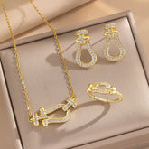 Fashionable and popular horseshoe buckle necklace, versatile jewelry for daily use