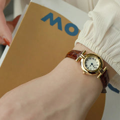 Women Watches Luxury New Fashion Gold Watch Hot-Selling Leather Female Watch Vintage Watch Lady Dress Watches