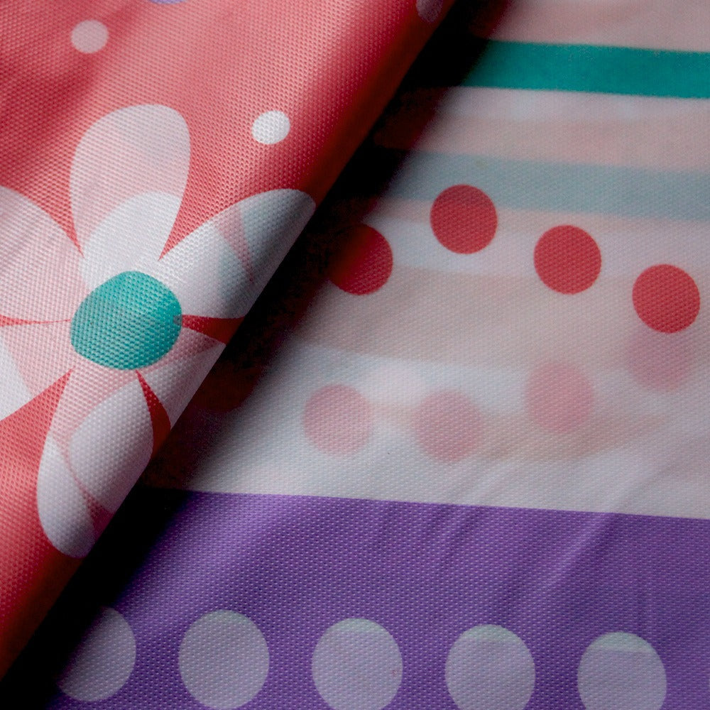Thicken The Disposable Tablecloth For The Dinner Table Of The Easter Festival Party