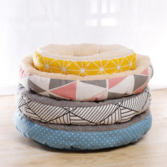 Fashionable And Personalized Cashmere Simple Style Dog House