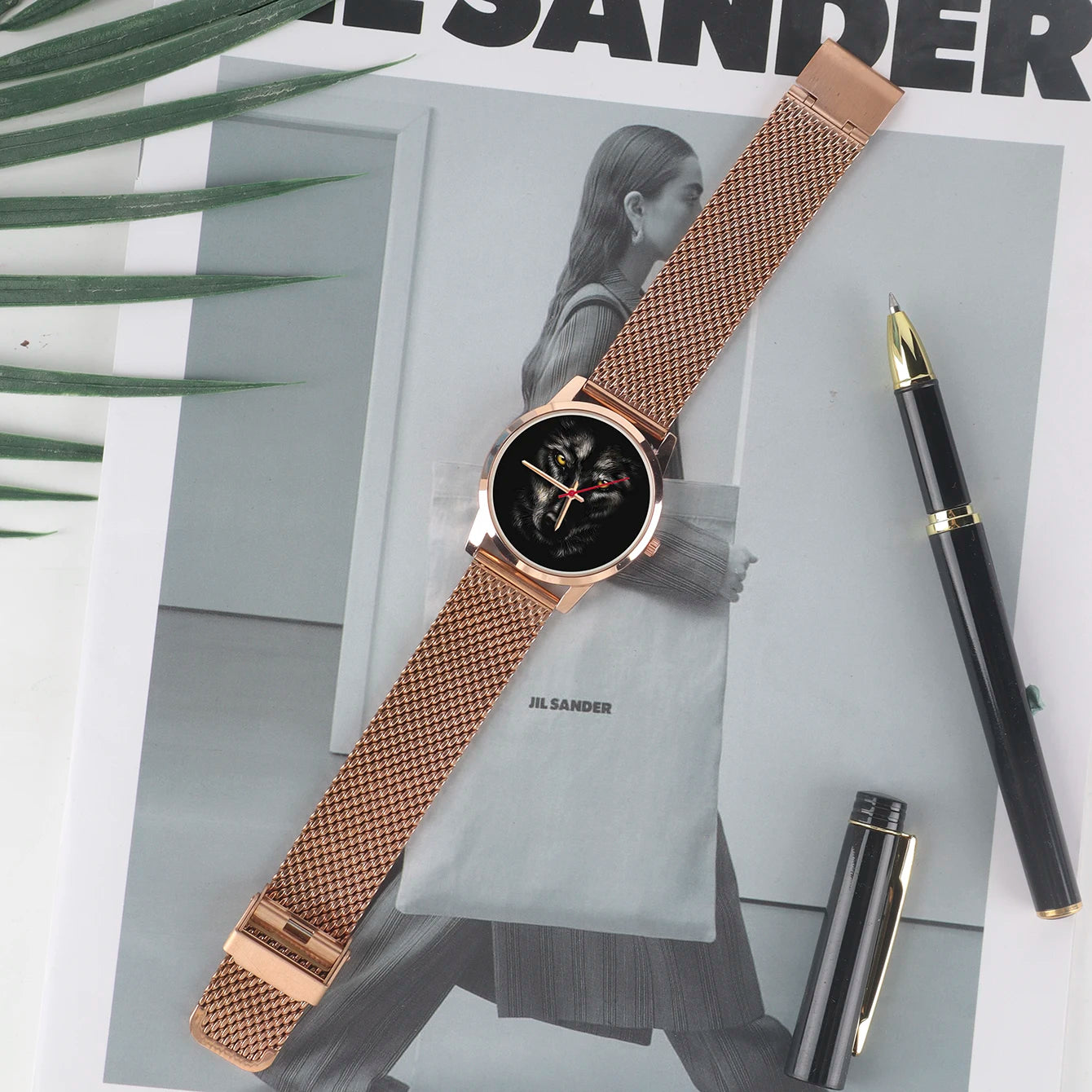 Name Woman Watch for Women Wife Photo Pattern Friend Custom Made Gift Logo Lady Wrist Watch Black Wolf Girl Quartz Wristwatches