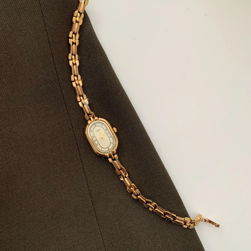 Women's watch Fashion Temperament Minimalism Steel Strip Watch for Women's Girl Student Chain Ladies Watch