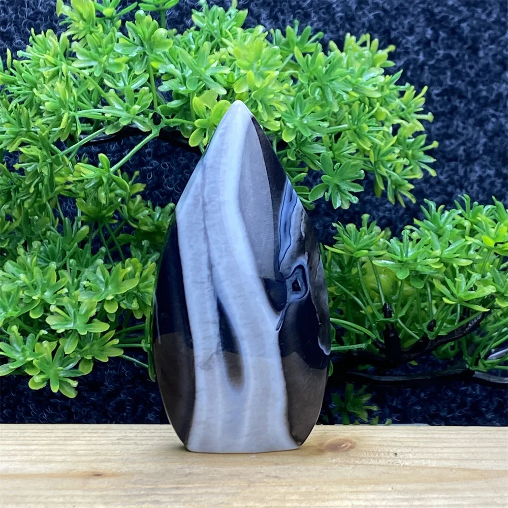 Natural Crystal Black Agate Silk Stripe Free Form Torch Reiki Healing Shape Meditation Feng Shui Home Decor Gift Warp Off Evil