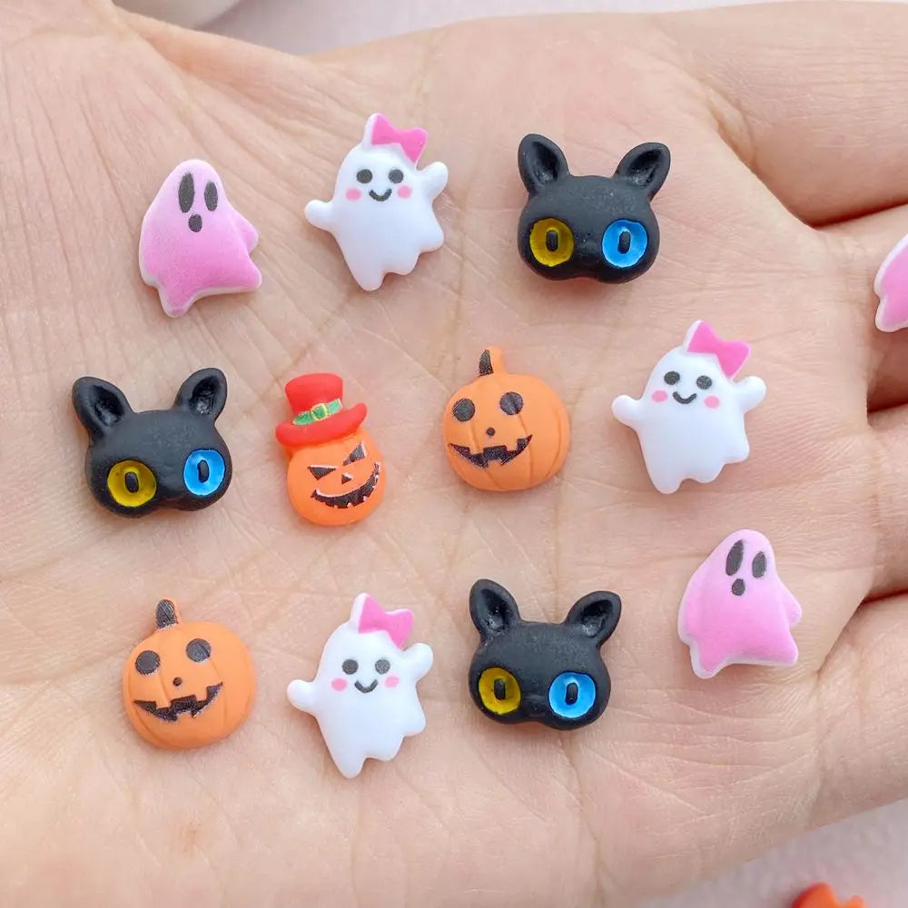 30Pcs New Resin Mini Cartoon Halloween cat head ghost Pumpkin Flat Back Manicure Parts Embellishments For Hair Bows Accessories