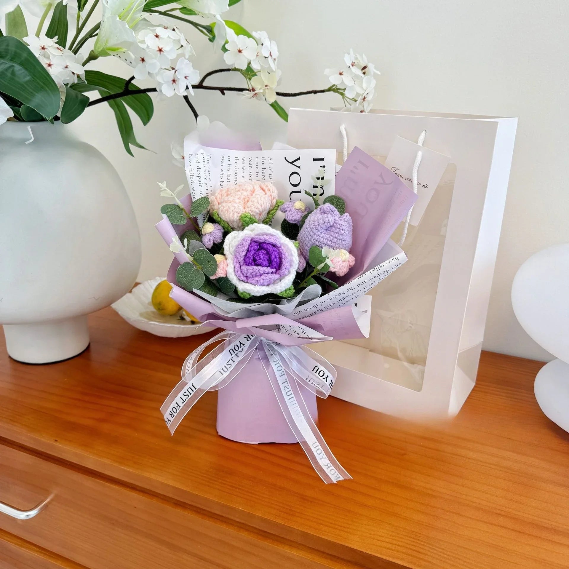 Simulation Knitting Wool Flower Rose Bouquet Tulips for Girlfriend Girlfriend Mom Birthday Gift Bouquet of Roses Flowers