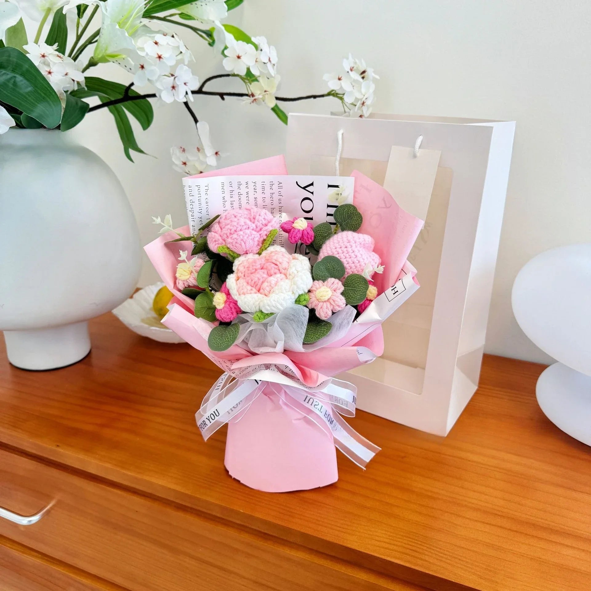 Simulation Knitting Wool Flower Rose Bouquet Tulips for Girlfriend Girlfriend Mom Birthday Gift Bouquet of Roses Flowers
