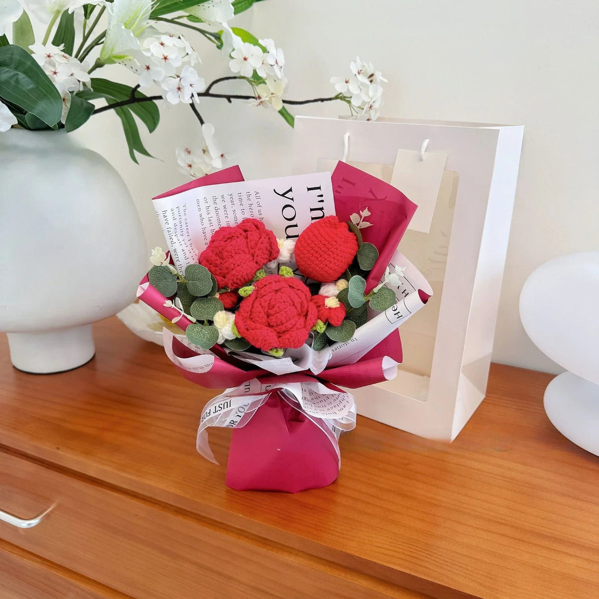 Simulation Knitting Wool Flower Rose Bouquet Tulips for Girlfriend Girlfriend Mom Birthday Gift Bouquet of Roses Flowers