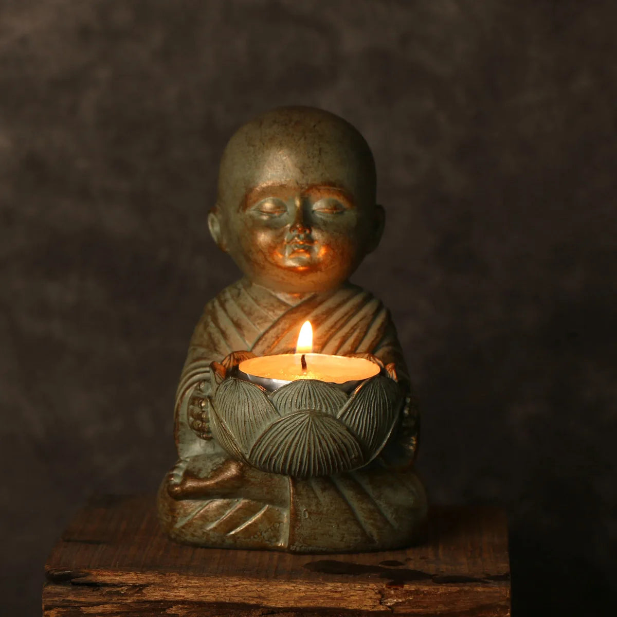 Zen small Buddha statue candlestick decorative lamp antique porch bedroom home little monk meditation resin crafts creative orna